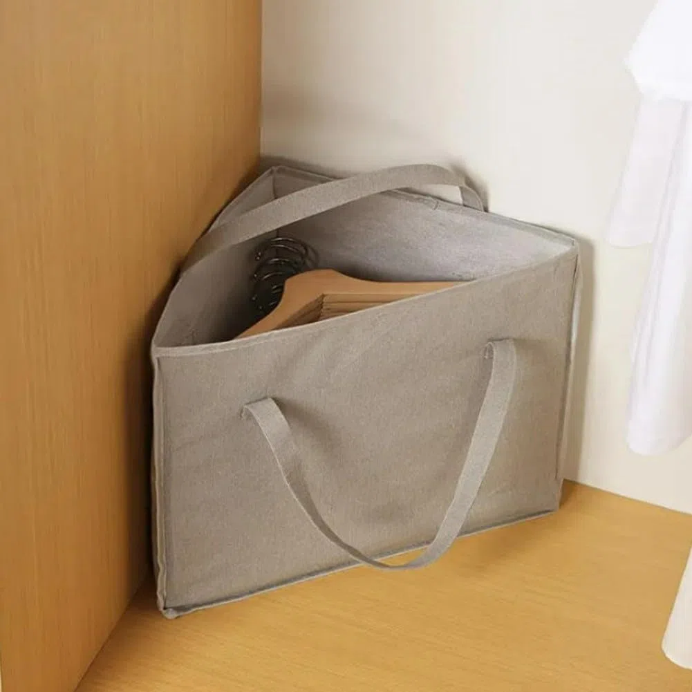 Dreieckige Kleiderbügel-Aufbewahrungstasche für Kleidung mit faltbarer Baumwoll-Leinen-Konstruktion, tragbare Griffe für einfachen Transport zwischen Wohnbereichen (Beige)
