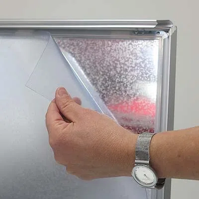 DisplayLager - Ersatzfolie für Kundenstopper/Klapprahmen, Antireflex und UV Schutz ((A0) 84,1 x 118,9)