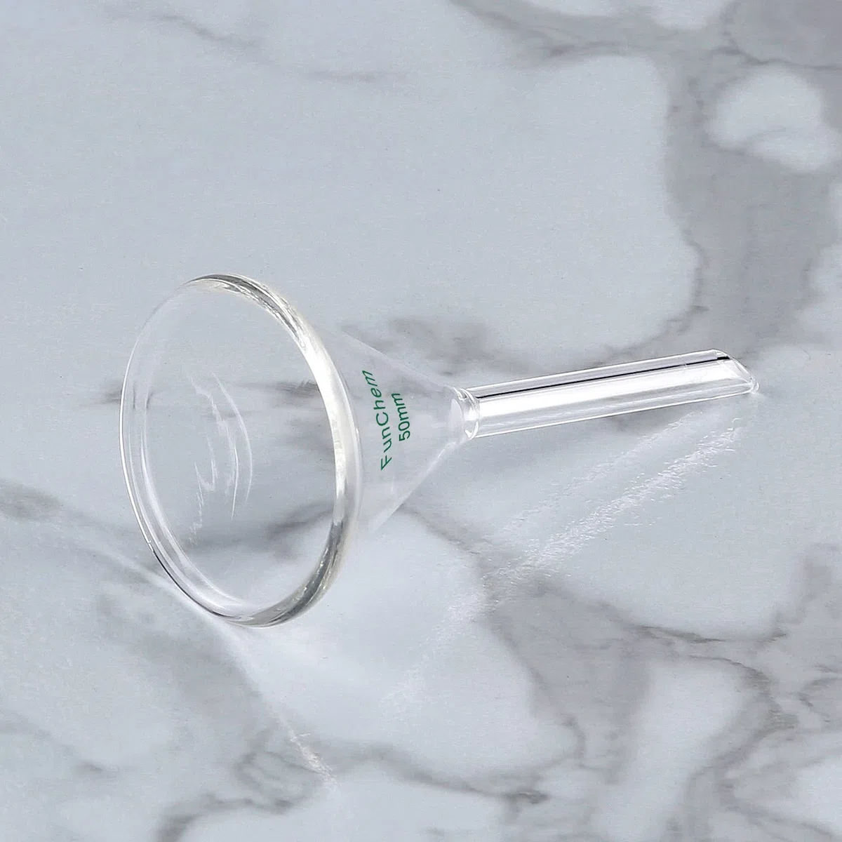 FunChem 2er-Pack Glas-Trichter mit kurzem Stiel, Filtertrichter aus Borosilikatglas für das Labor, 50 mm Durchmesser und Stiellänge
