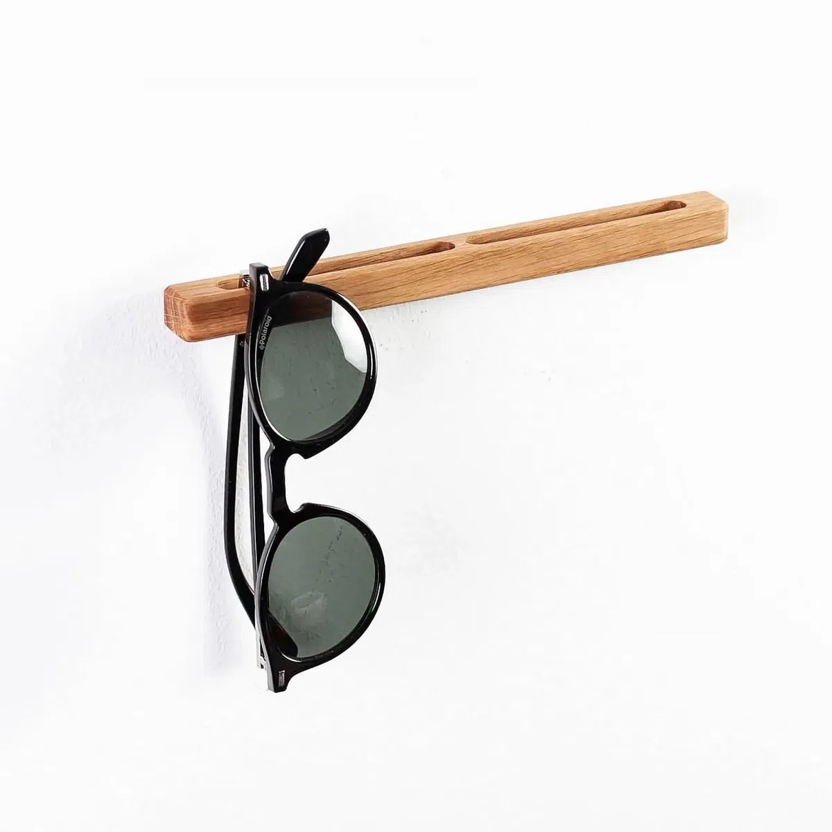 Wandhalterung für Lesebrillen aus Holz – Brillenhalter aus massiver Eiche, minimalistischer Brillen-Organizer für Nachttisch & Büro, Germany
