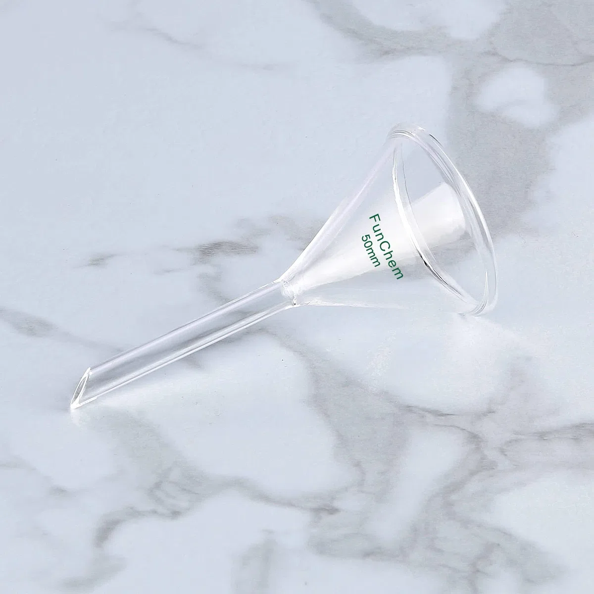 FunChem 2er-Pack Glas-Trichter mit kurzem Stiel, Filtertrichter aus Borosilikatglas für das Labor, 50 mm Durchmesser und Stiellänge