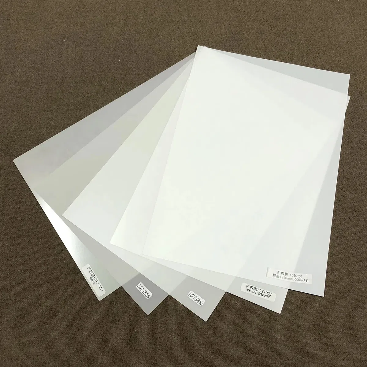 Lichtdiffusionsfolie for LCD- und LED-Hintergrundbeleuchtung – 210 x 300 mm PET/PC-Diffusorfolie(210mm x 300mm x L075t2)