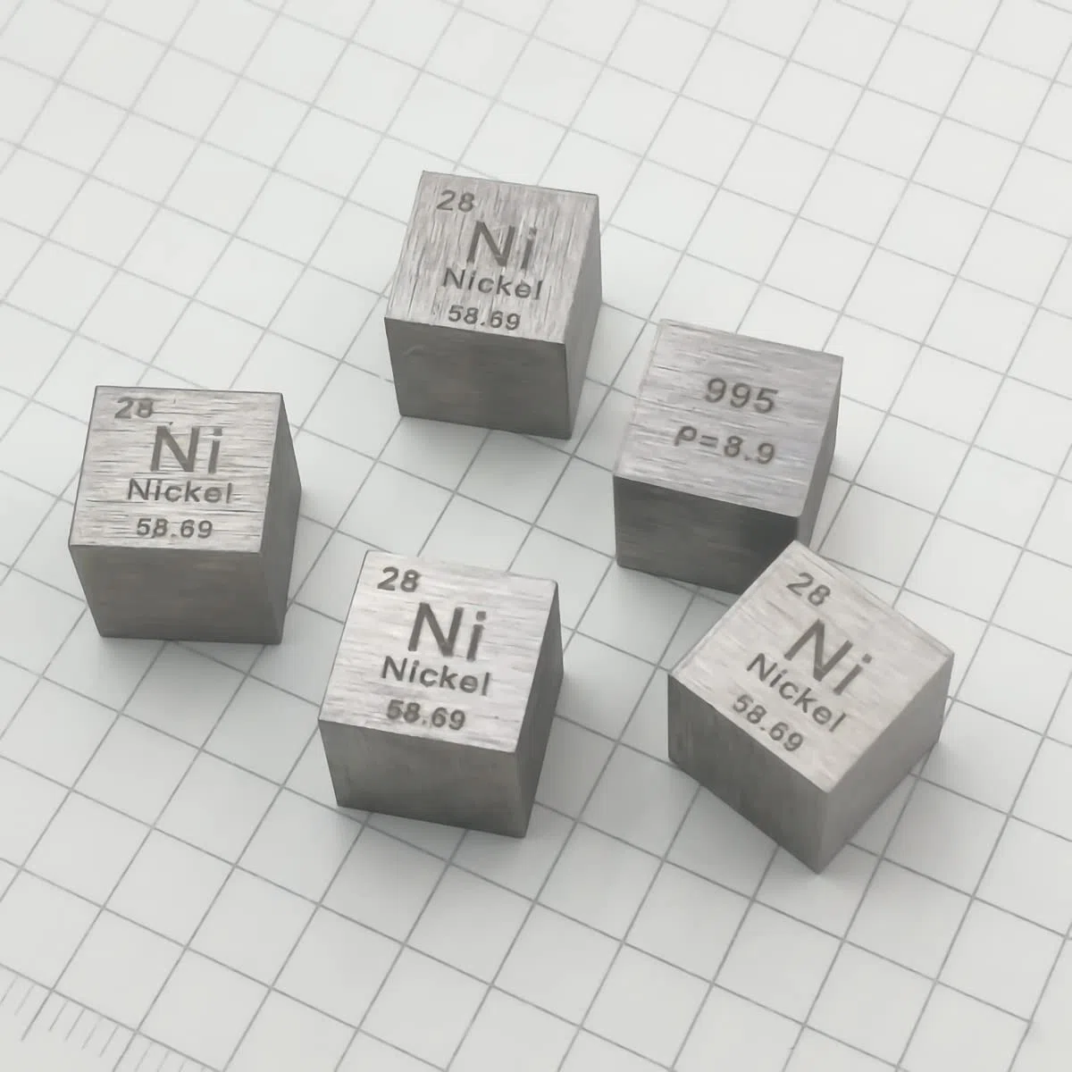Nickel (Ni) Dichtewürfel, präzise Laborqualität über 99,9 % hoher Reinheit, verwendet für Materialien für Laborexperimente, Hobby (Größe: 10 mm, Farbe: matt)