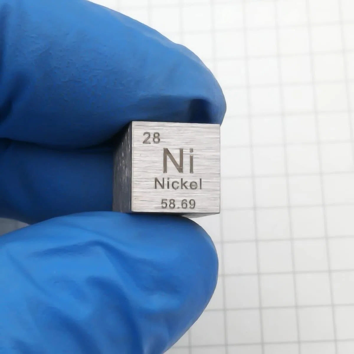Nickel (Ni) Dichtewürfel, präzise Laborqualität über 99,9 % hoher Reinheit, verwendet für Materialien für Laborexperimente, Hobby (Größe: 10 mm, Farbe: matt)