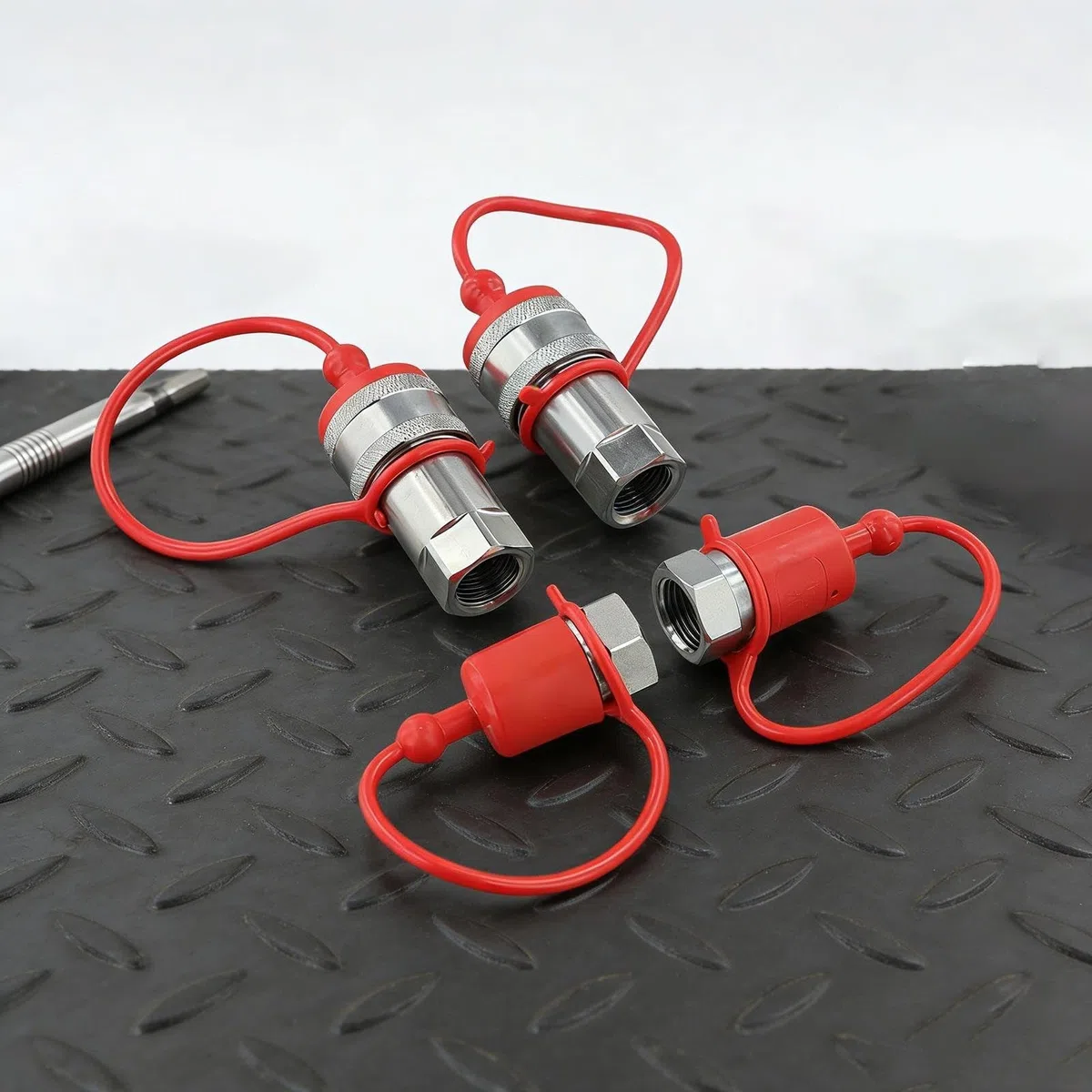 Zuverlässiges hydraulisches Schnellverbindungs-Set, NPT 12 14 38, ISO7241 A-Serie, Staubkappe, gebaut, um strengen Anwendungen standzuhalten (NPT1/2)